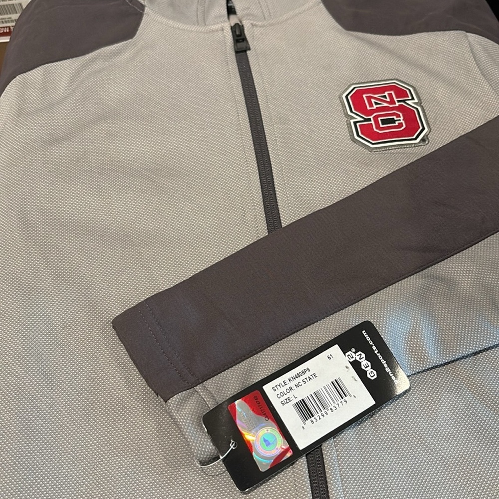 NWT [Gen2] North Carolina NC State Wolfpack NCAA Full-Zip Hoodie Youth L (14/16) - Picture 4 of 14